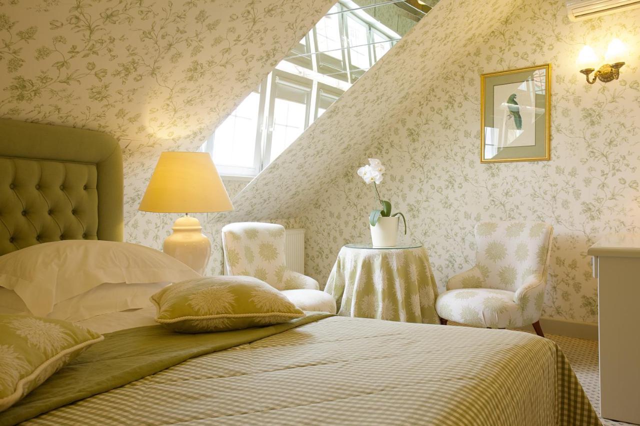 Narutis Hotel - Small Luxury Hotels Of The World VNO Dış mekan fotoğraf A room at the hotel