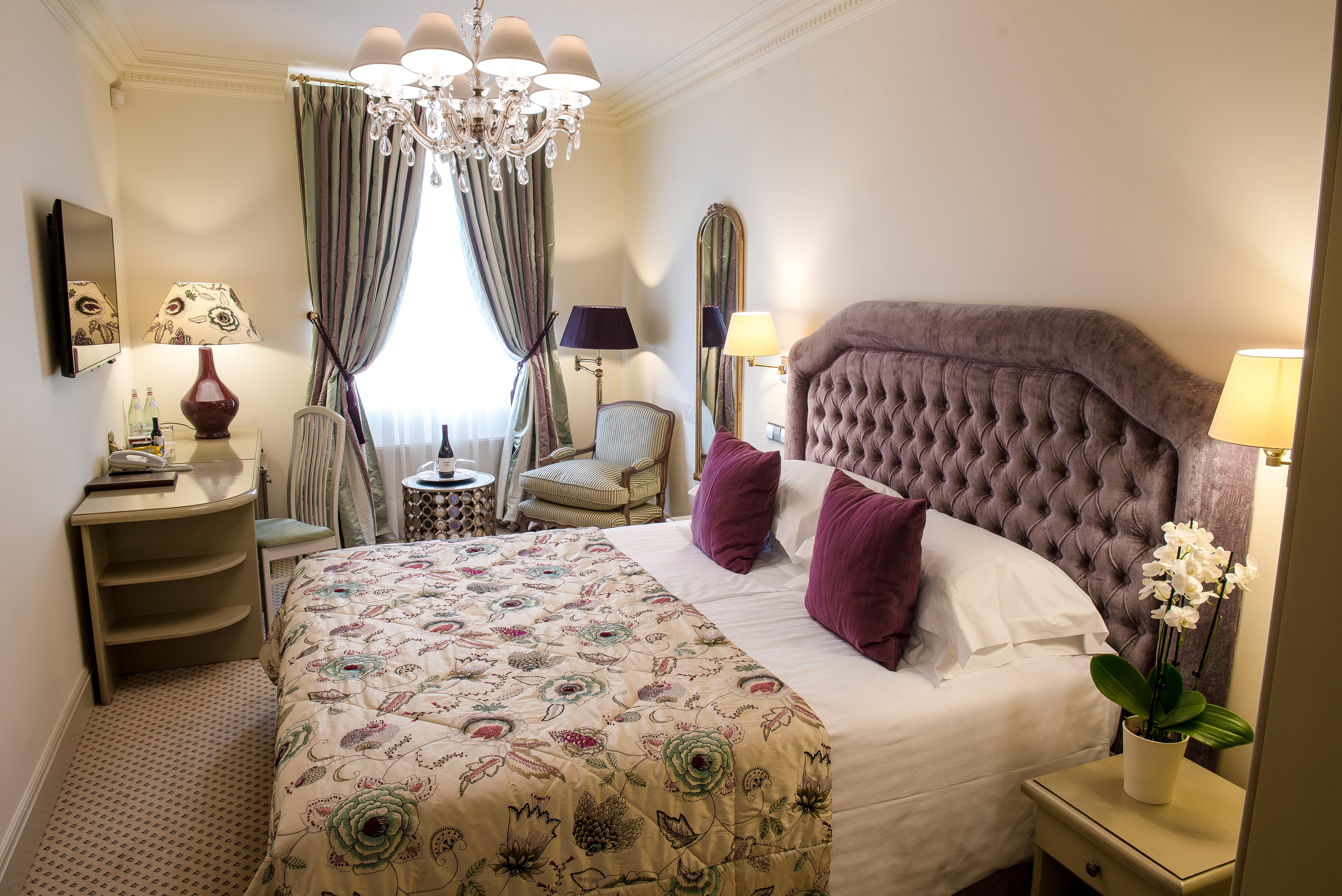 Narutis Hotel - Small Luxury Hotels Of The World VNO Dış mekan fotoğraf A bedroom at the hotel
