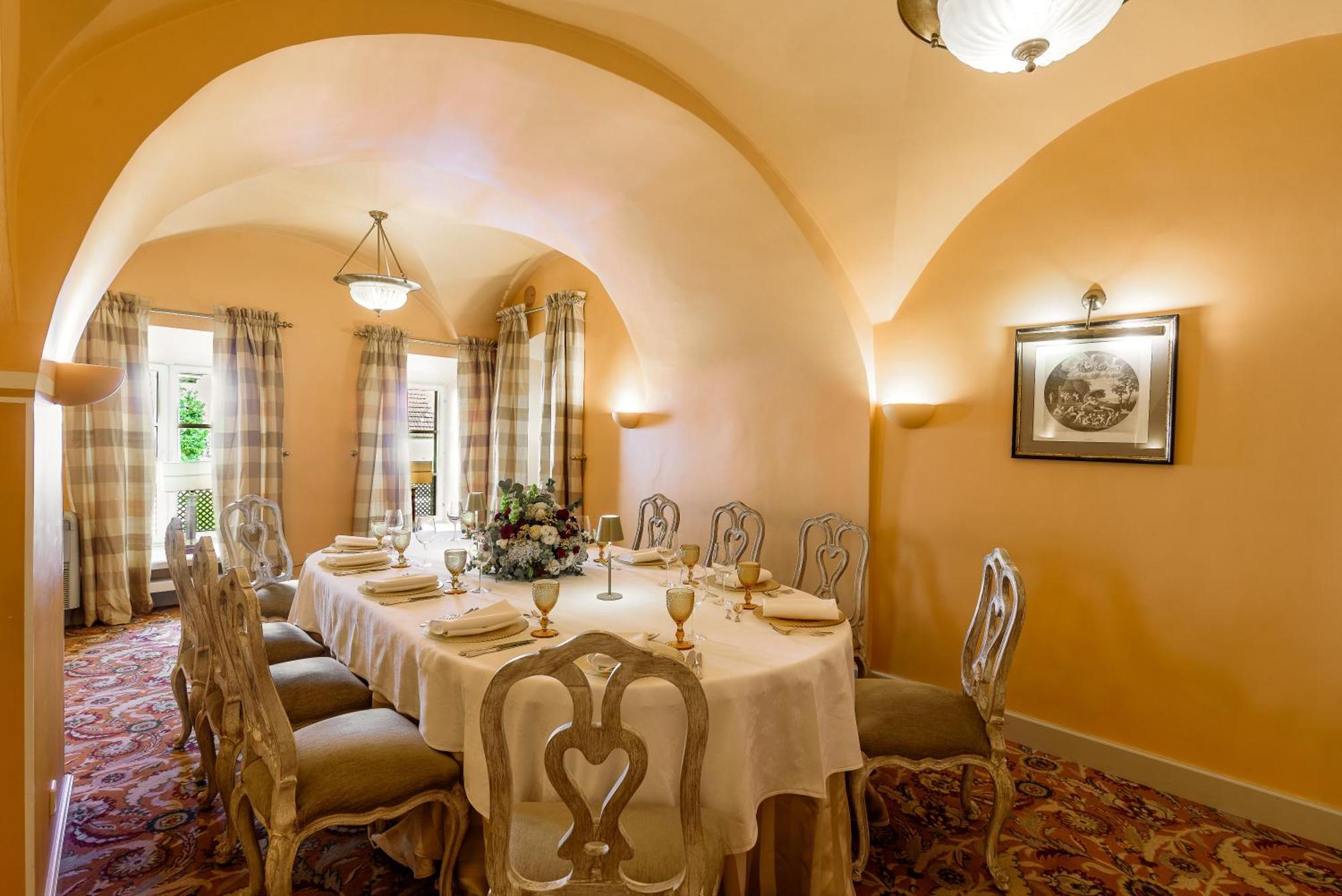 Narutis Hotel - Small Luxury Hotels Of The World VNO Dış mekan fotoğraf The dining room