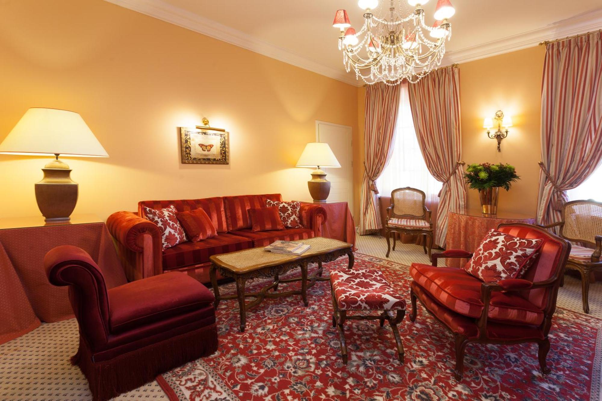 Narutis Hotel - Small Luxury Hotels Of The World VNO Oda fotoğraf A living room