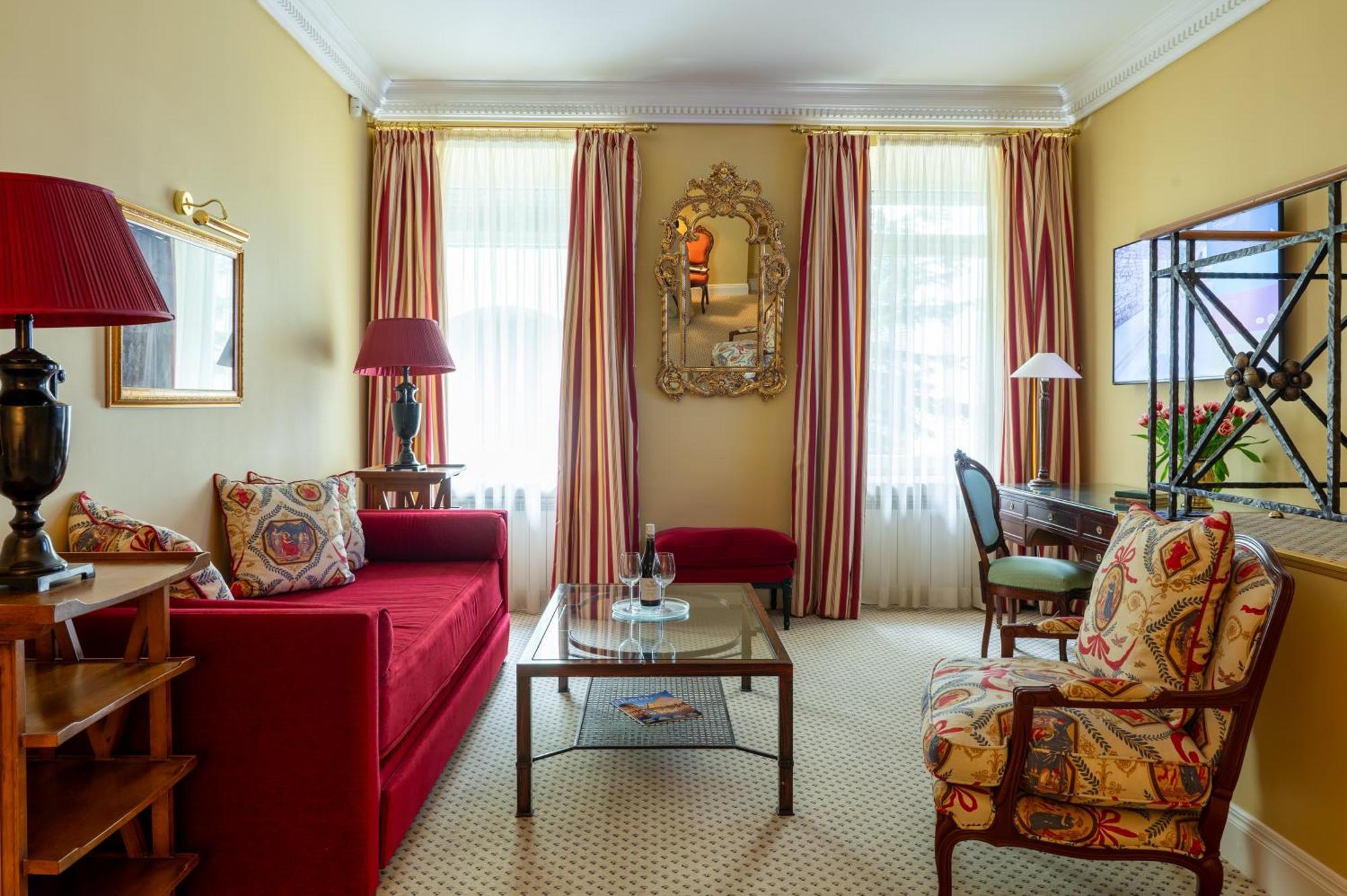 Narutis Hotel - Small Luxury Hotels Of The World VNO Dış mekan fotoğraf A suite at the hotel