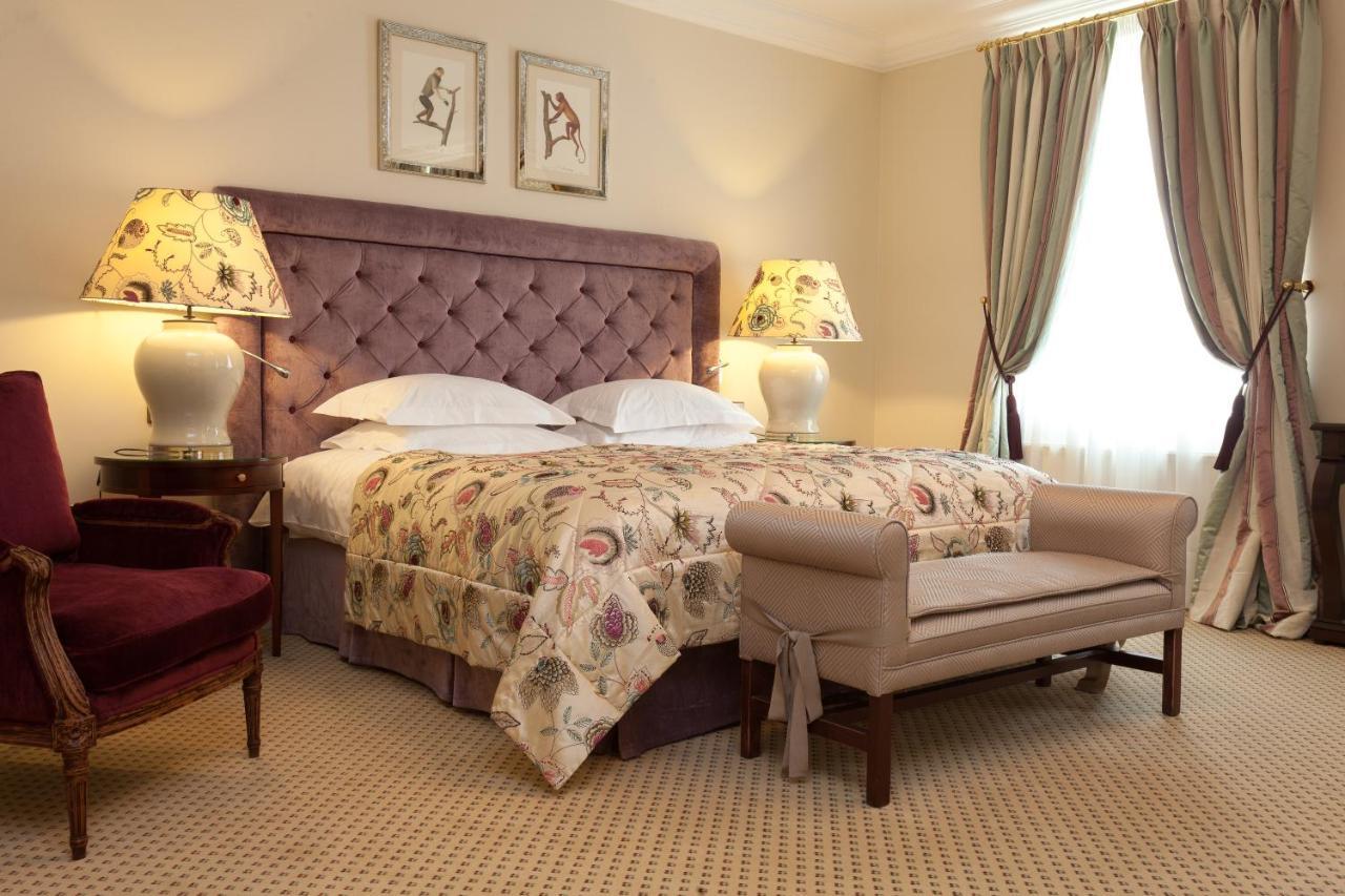 Narutis Hotel - Small Luxury Hotels Of The World VNO Dış mekan fotoğraf A bedroom at the hotel